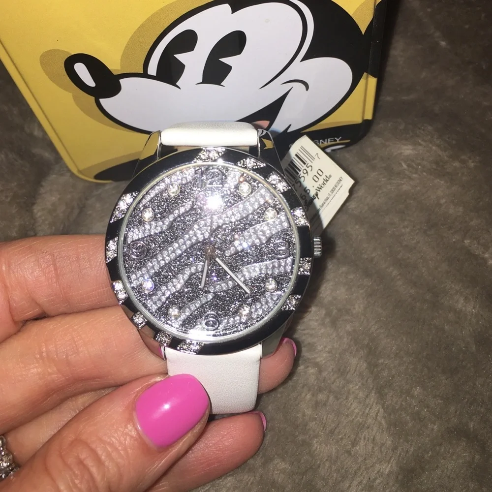 Walt Disney World Watch with tin case